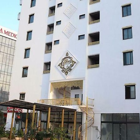 Merada Suit Otel Mersin  Buitenkant foto