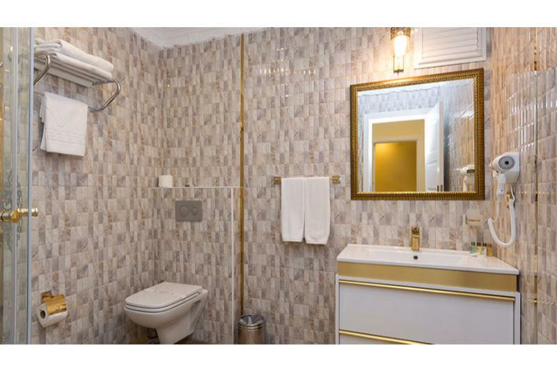 Merada Suit Otel Mersin  Buitenkant foto